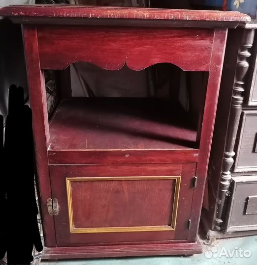 Антикварная тумба