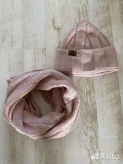 Комплект шапка и снуд женский