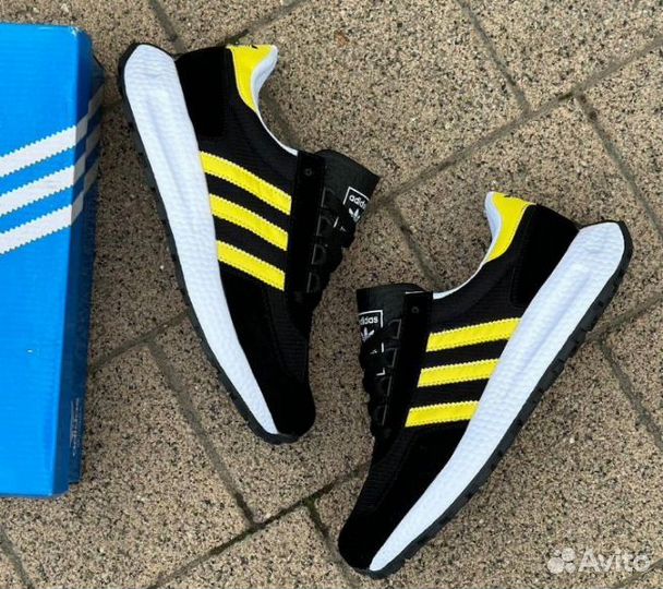 Кроссовки adidas