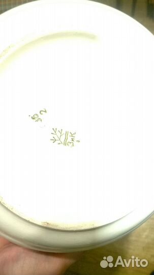 Фарфоровая супница (окрошечница)