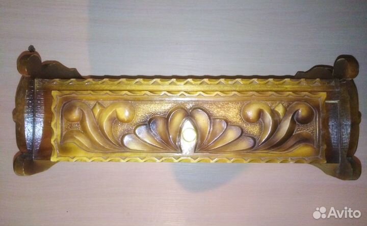 Шкатулка резная деревянная