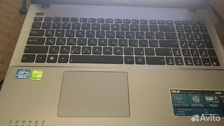 Ноутбук asus X550V
