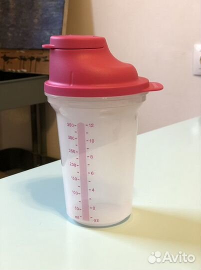 Мерный стакан / шейкер Tupperware