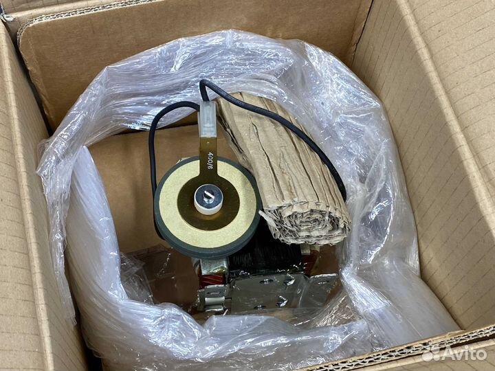 Siemens 4AM4930-6DB00-0AN2 новые, 7 шт