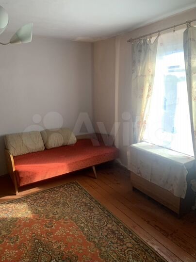 Комната 35 м² в 3-к., 2/2 эт.