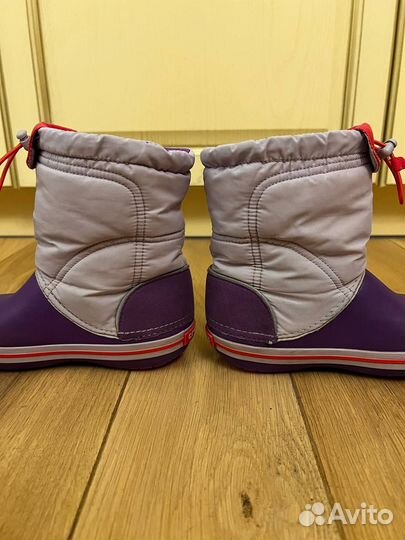 Сапожки Crocs J1