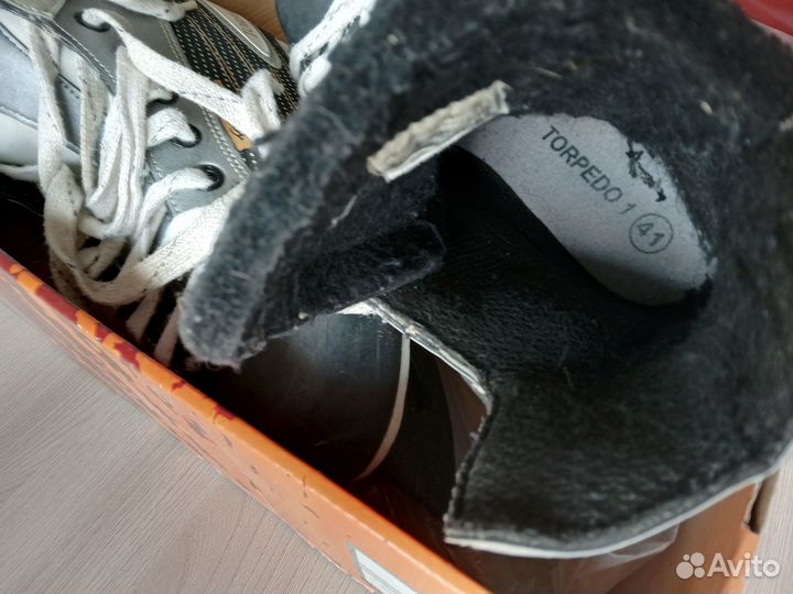 Продам коньки б/у, размер 41