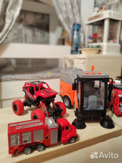 Набор машинок