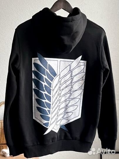 Толстовка Атака Титанов