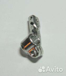 Рычаг левого петлителя на оверлок серии Jack 766