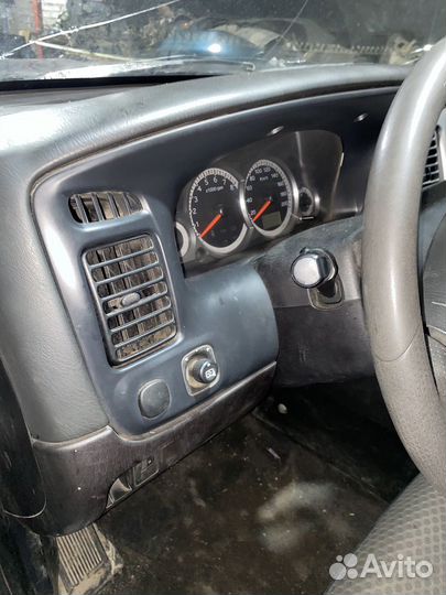 Элементы салона салон ford escape 2