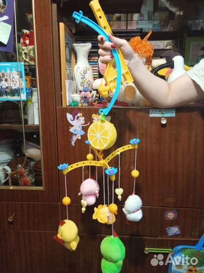 Мобиль на кроватку новый