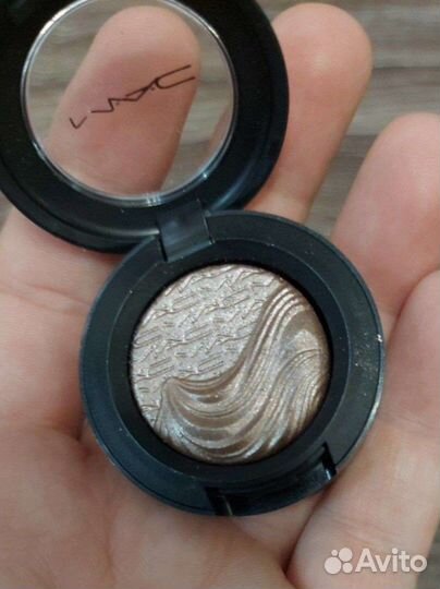 MAC Тени для век Extra Dimension