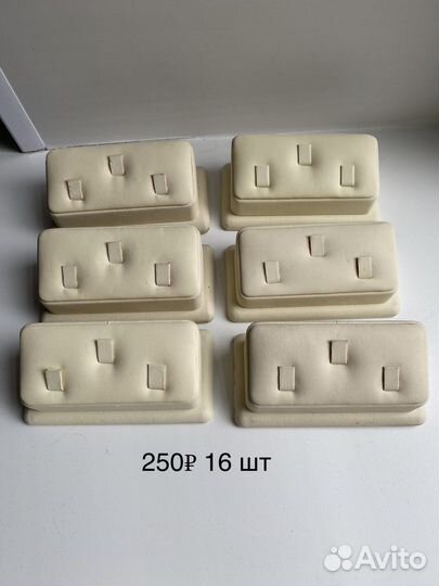 Подставки под сережки, планшеты, бюсты