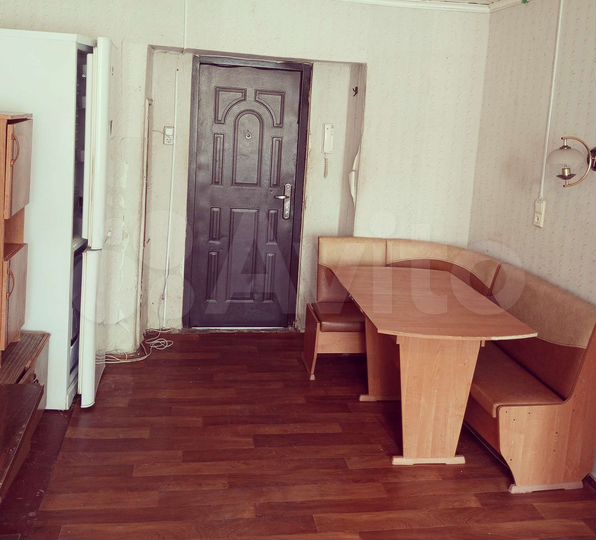 Комната 18 м² в 1-к., 2/4 эт.