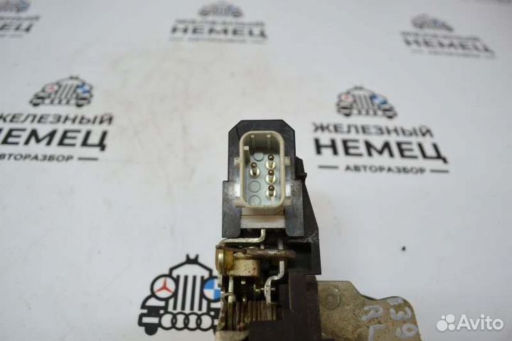 Замок боковой двери задний левый Bmw 5-Series E39