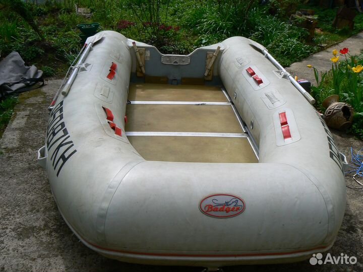 Надувная лодка Badger Heavy Duty 390