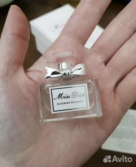 Набор миниатюр Miss Dior Blooming