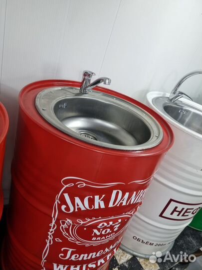 Умывальник из бочки Jack Daniels