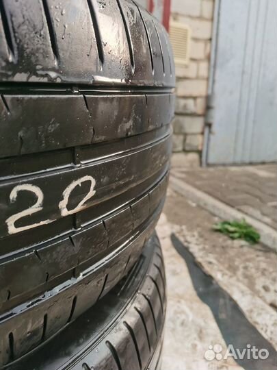 Pirelli P Zero PZ4 255/35 R20 97Y