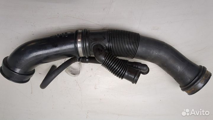 Патрубок воздушного фильтра Audi A4 (B5), 1997