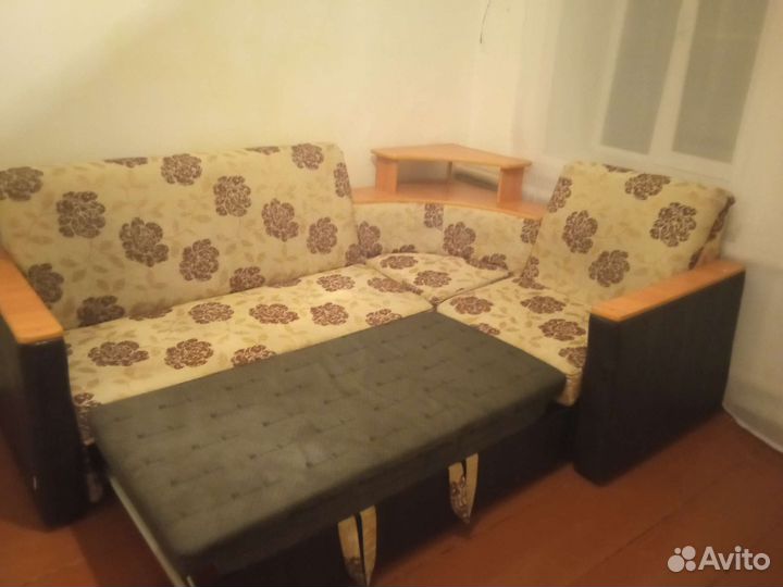 Угловой диван бу