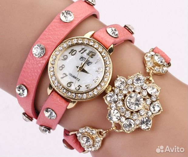 Часы элегантные со стразами