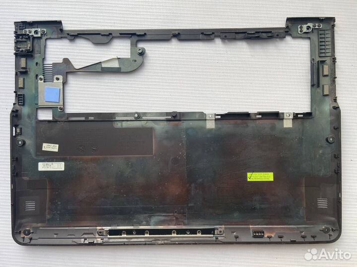 Поддон Samsung NP535U3C