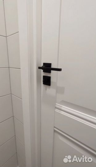 Дверь межкомнатная белая