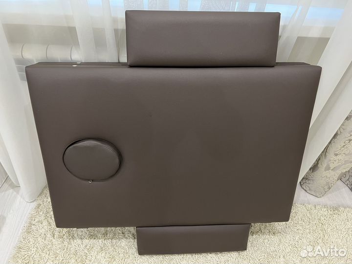 Массажный стол складной с вырезом