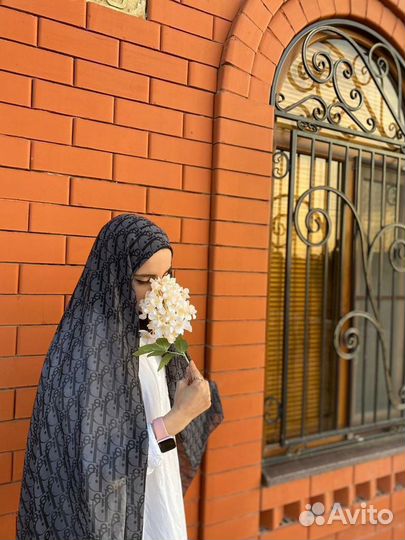 Шарф с пришитой бонькой