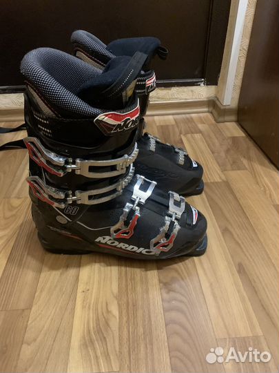 Горнолыжные ботинки nordica