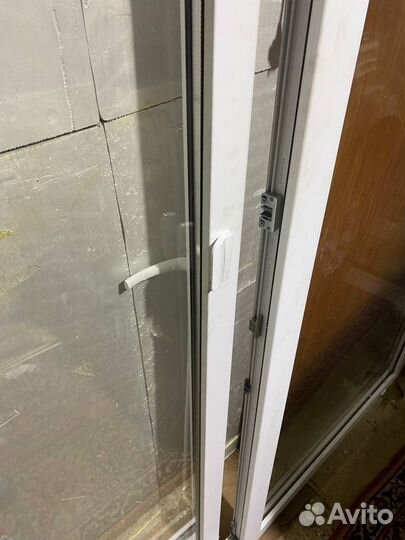 Две балконные рамы