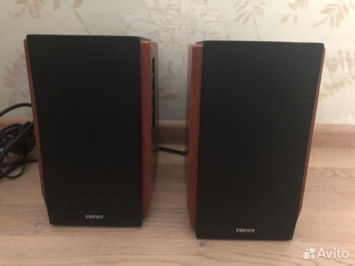 Акустическая система edifier R1700BT