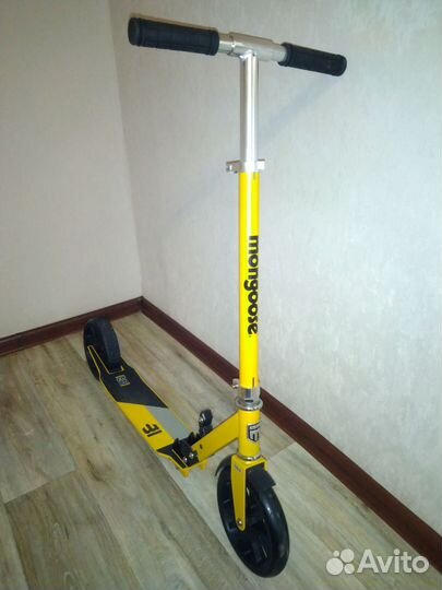 Самокат Mongoose trace 200 folding scooter