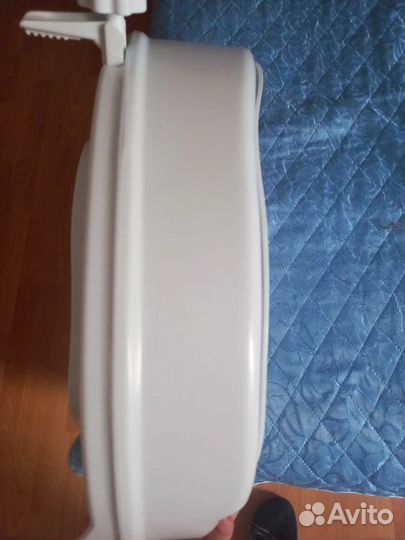 Накладка на унитаз для инвалидов