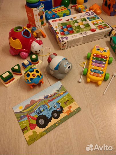 Развивающие игрушки пакетом