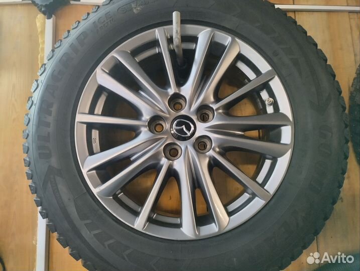 Goodyear UltraGrip Arctic 2 225/65 R17
