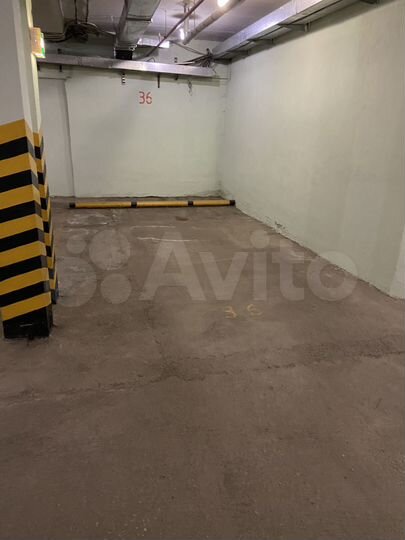 Машиноместо, 20 м²