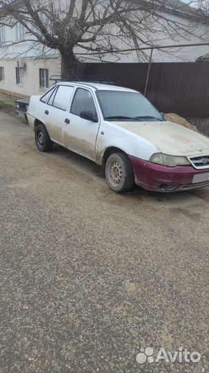 Daewoo Nexia 1.5 МТ, 2011, битый, 300 000 км