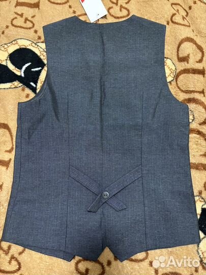 Жилет и брюки(форма шк.) 152 размер