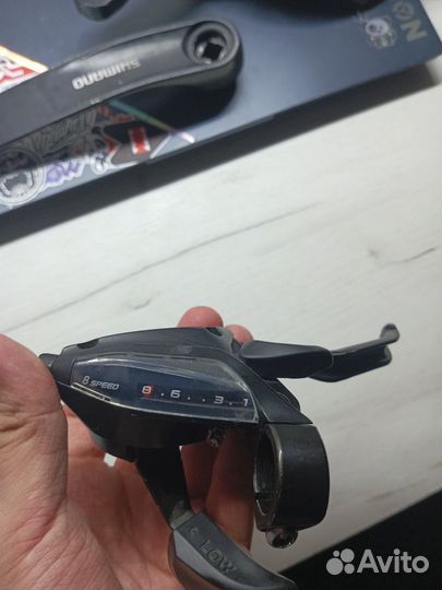 Манетка шифтер Shimano 8 скоростей