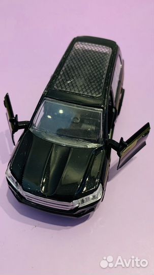 Коллекционная машинка