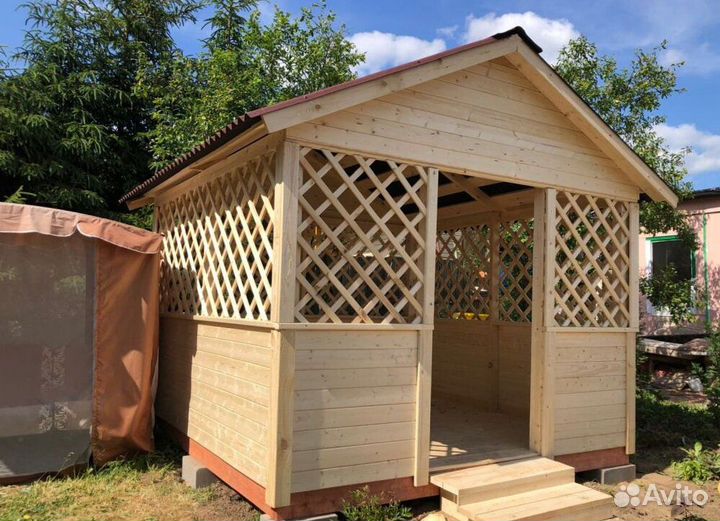 Беседка из дерева