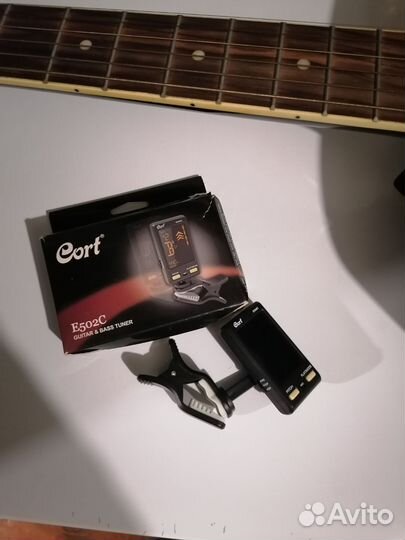 Акустическая гитара