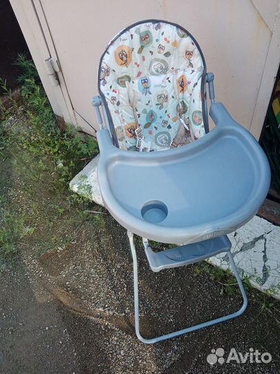 Столик для кормления ребенка