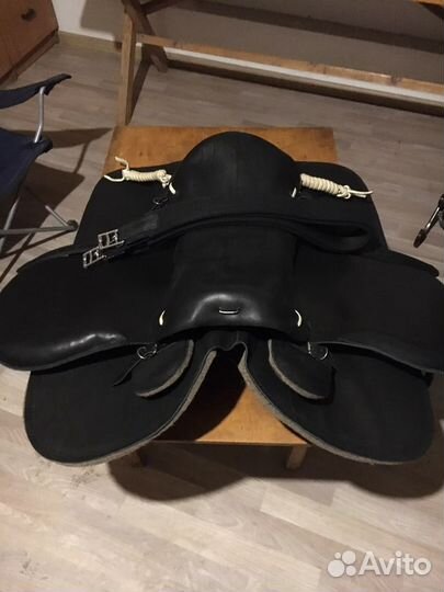 Седло для лошади