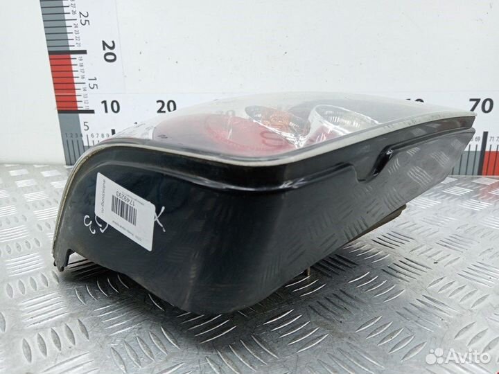 Фонарь задний для Volkswagen Passat 5 51721478