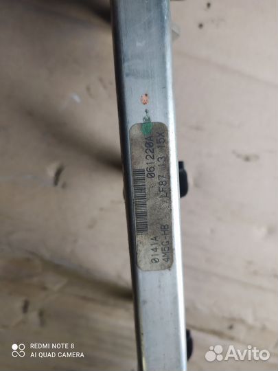 Топливная рампа с форсунками ford focus 2 1.8