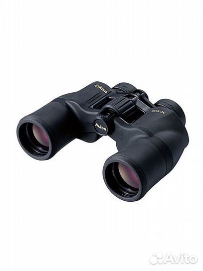 Бинокль Nikon Aculon A211 10x42 черный